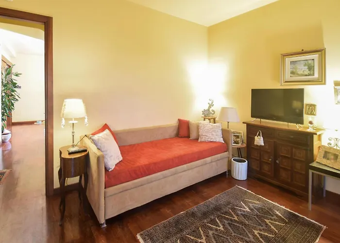 6 Bedroom Amazing In 度假居